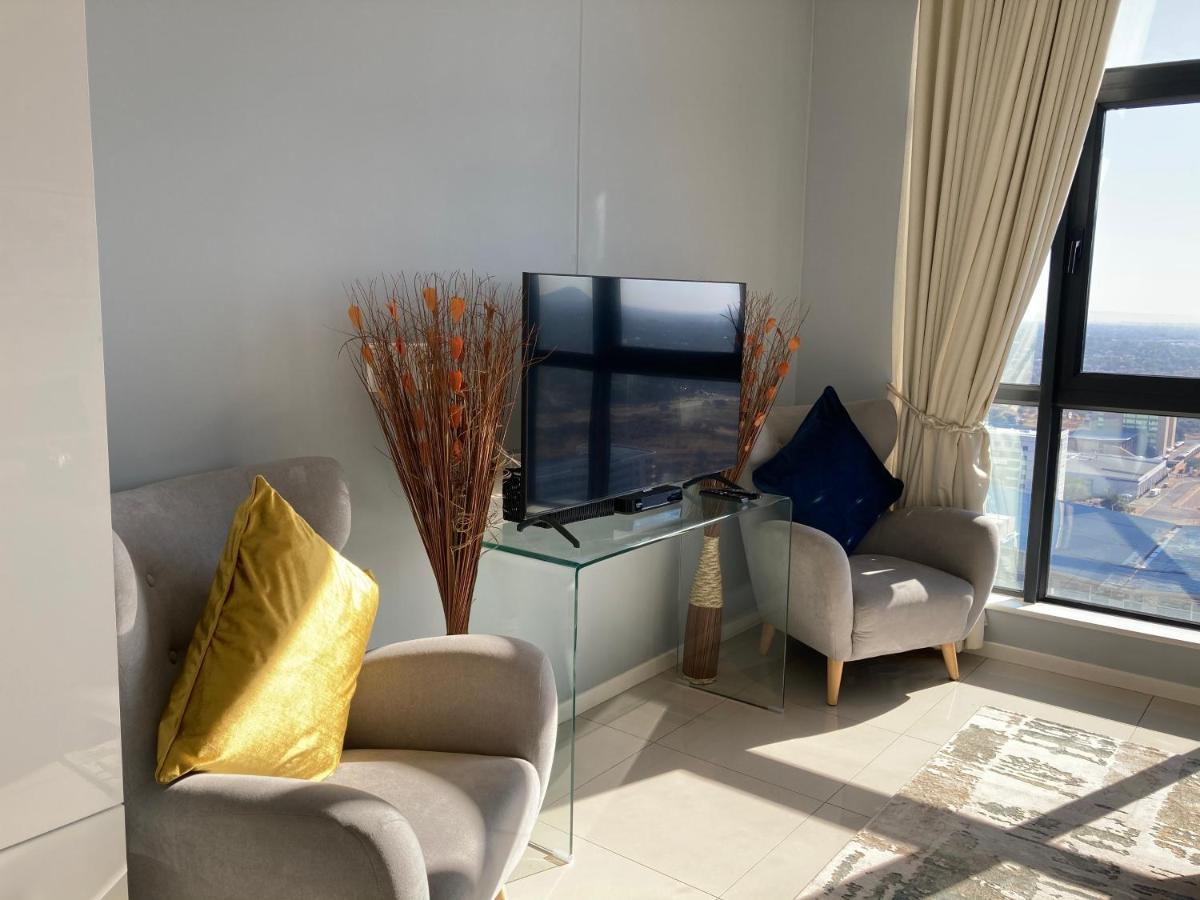 Urban Awe Apartment-Itowers 23Rd Floor ハボローネ エクステリア 写真