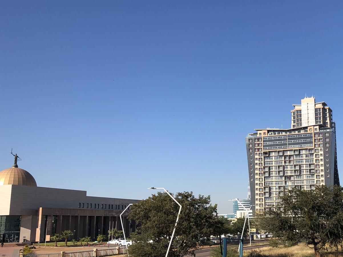 Urban Awe Apartment-Itowers 23Rd Floor ハボローネ エクステリア 写真